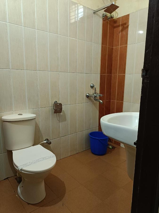 Global Backwater Resort Kollam Exterior photo